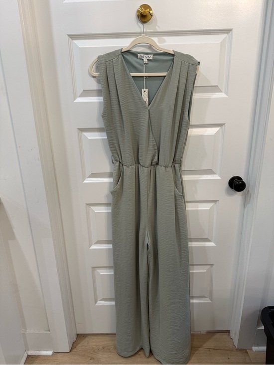 She + Sky Pants - SHE + SKY Ava Jumpsuit NWT Light Olive Green Wide Leg Size L